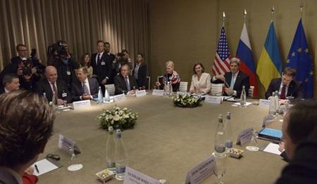 Россия критикует оценки США относительно договоренностей по разрешению кризиса на Украине - ảnh 1